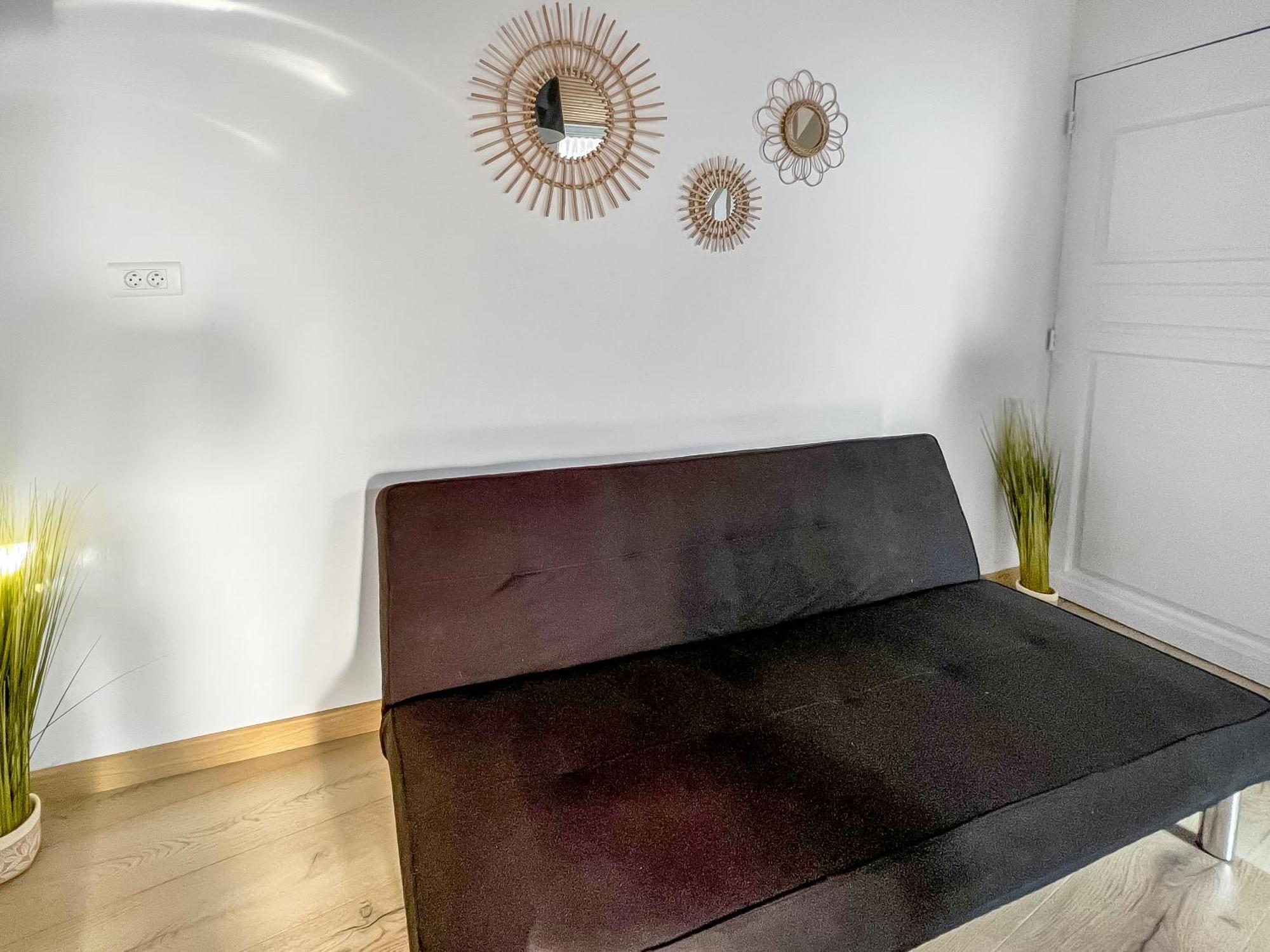 L'Eden Carolo - Netflix, Wi-Fi, 10Min Aeroport, Parking Gratuit Apartman Dampremy Kültér fotó